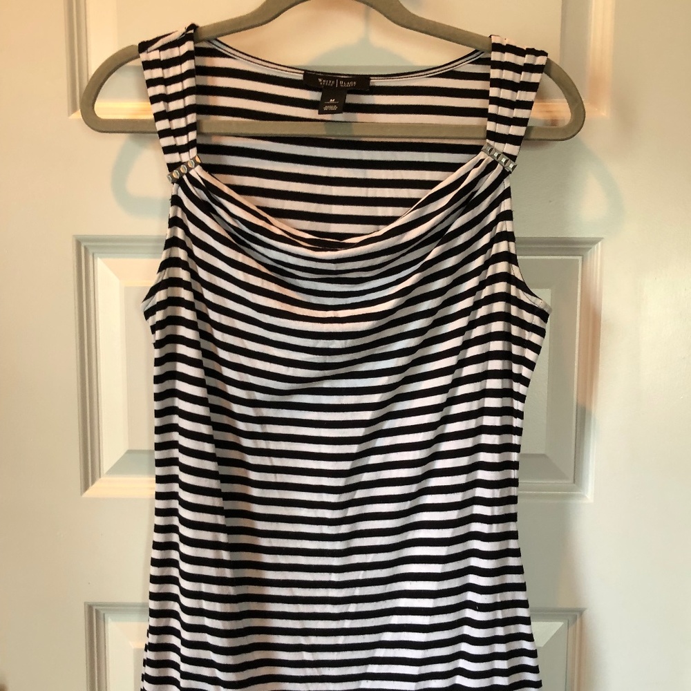 White House Black Market M Tank